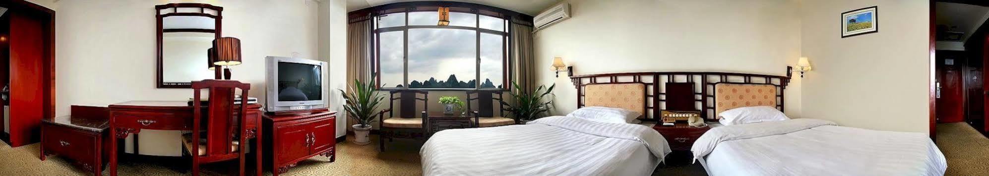 Guifu Holiday Hotel Yangshuo Exterior photo